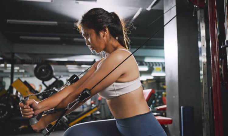 cân nhắc kỹ việc dùng nước hoa khi đi gym